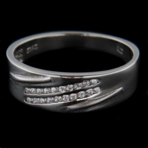 Strieborný prsteň 56322