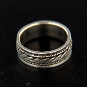 Strieborný prsteň 14751