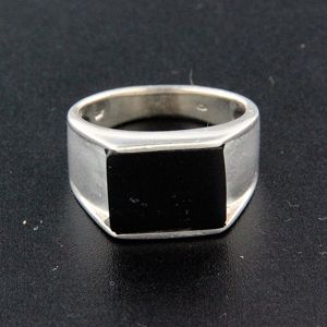 Strieborný prsteň 14842