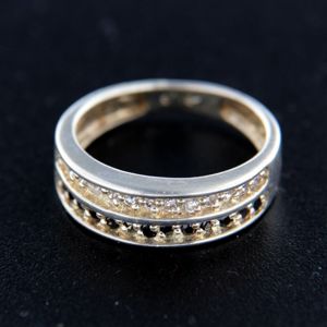 Strieborný prsteň 14853