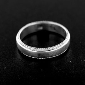 Strieborný prsteň 14971