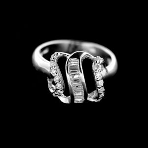 Strieborný prsteň 15022